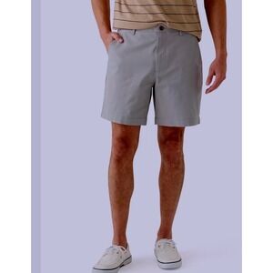 Van Heusen men's straight-fit casual performance shorts‎ 44W 9.5"inseam gray